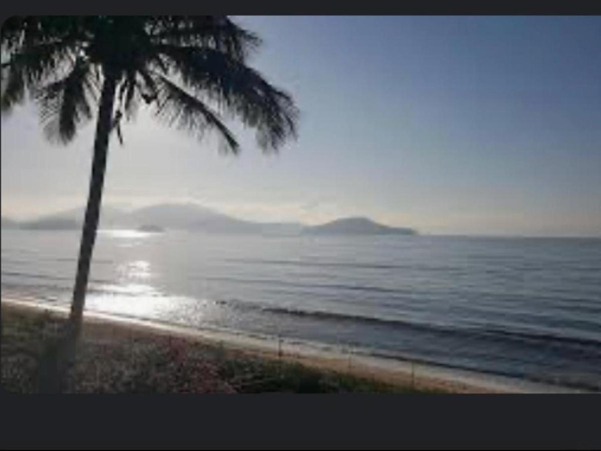 Apartamento Studio Em Predio De Frente Ao Mar Massaguacu Caraguatatuba Exterior foto